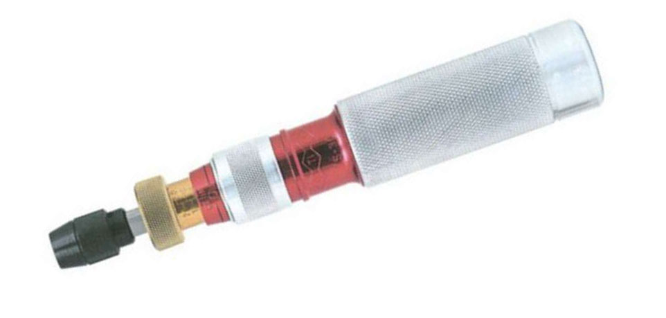 Using A Utica TS-30 Torque Limiting Screwdriver In Assembly